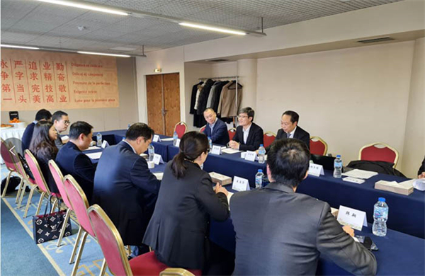 法中工商会召开第三届理事会第三次会议3.jpg