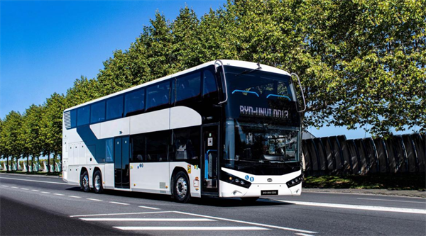 比亚迪携两款全新纯电动巴士闪耀比利时世界客车博览会3.png