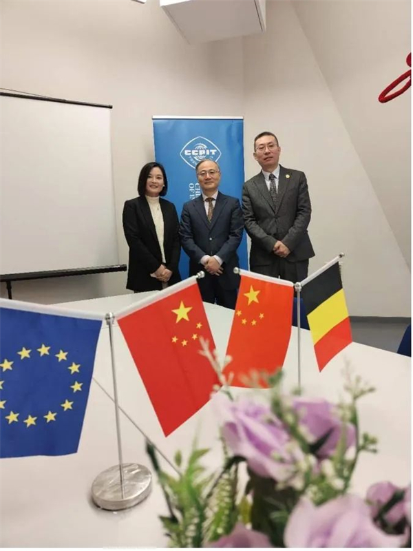 欧盟中国商会与贸促会驻欧盟（比利时）代表处举行工作会谈3.jpg