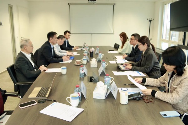 1774575148740002521.jpg 索鹏公使在卢森堡调研在卢中资金融机构及商会副会长单位三峡欧洲4.jpg