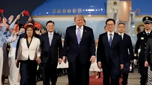 特朗普时隔近九年再访华 中美“再校准”牵动欧洲神经.jpg