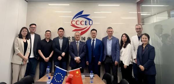 小米集团来访欧盟中国商会.jpg