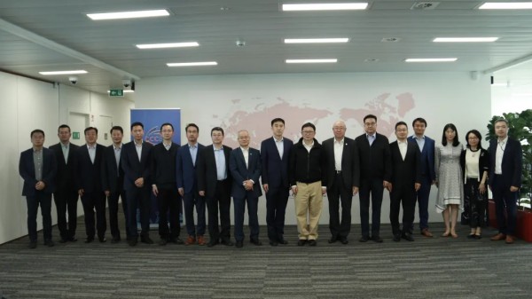 凌激走访调研欧盟中国商会 听取在欧中资企业意见建议3.jpg