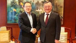 徐辰董事长拜访中国驻欧盟使团团长傅聪大使