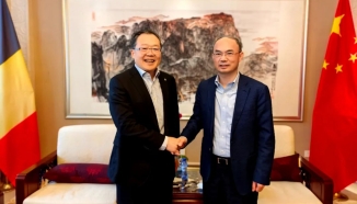 徐辰董事长拜访中国驻比利时大使曹忠明